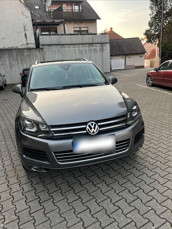 Gebraucht VW Touareg 340 PS (250 kW) 2010 Grau SUV