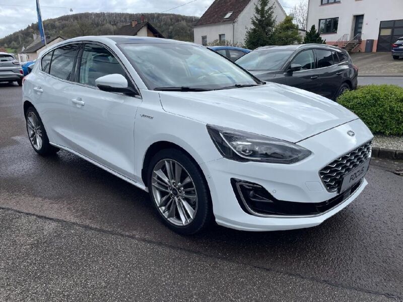 Gebraucht Ford Focus 125 PS (91 kW) 2021 Frostweiß Limousine