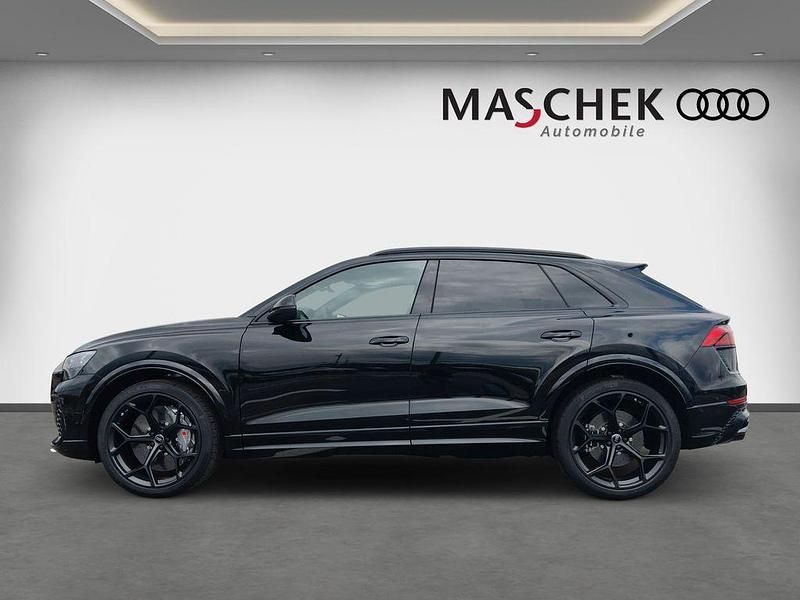 Gebraucht Audi RS Q8 Ambiente 640 PS (470 kW) 2025 Mythosschwarz metallic SUV