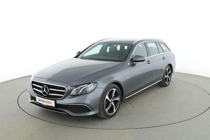 Gebraucht Mercedes E220 Avantgarde 194 PS (142 kW) 2019 Grau Kombi