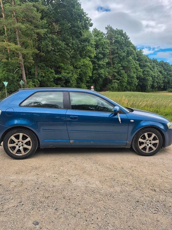 Gebraucht 2003 Audi A3 Coupé | 500 € (Superpreis) - Bild 1/4