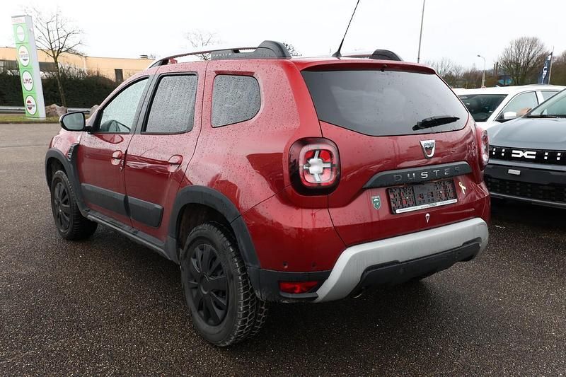 Gebraucht Dacia Duster Adventure 150 PS (110 kW) 2019 Rot metallic SUV