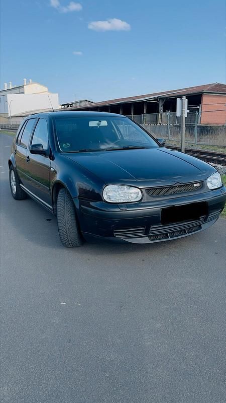 Gebraucht VW Golf IV 101 PS (74 kW) 2001 Schwarz Limousine