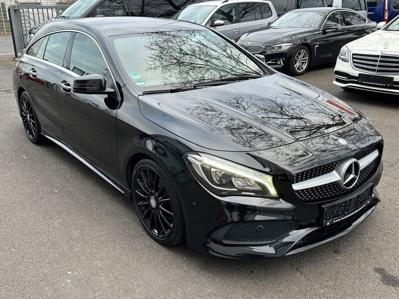 Schwarz Gebraucht 2016 Mercedes CLA200 Shooting Brake AMG line Kombi | 12.900 € (Fairer Preis) - Bild 1/4