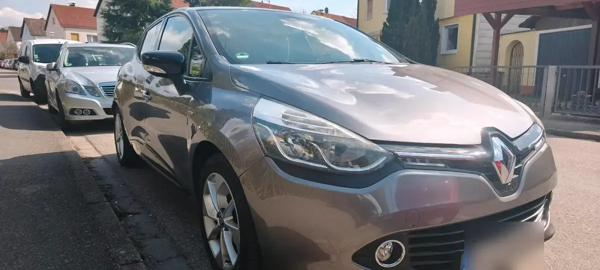 Gebraucht Renault Clio IV LIMITED 73 PS (53 kW) 2015 Grau Kleinwagen