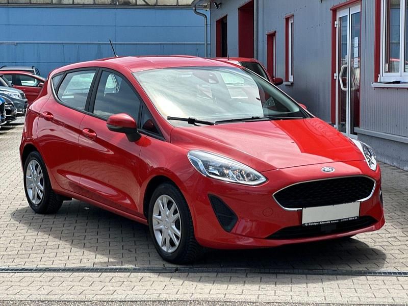 Rot Gebraucht 2018 Ford Fiesta Kleinwagen | 9.995 € (Fairer Preis) - Bild 1/4