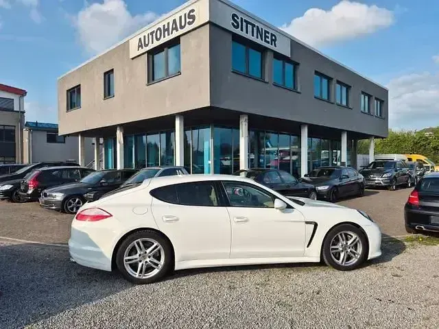 Gebraucht Porsche Panamera 4 Platinum Edition 299 PS (219 kW) 2013 Pure white Kleinwagen