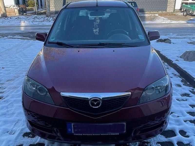 Gebraucht Mazda 2 Active 80 PS (58 kW) 2007 Rot Limousine