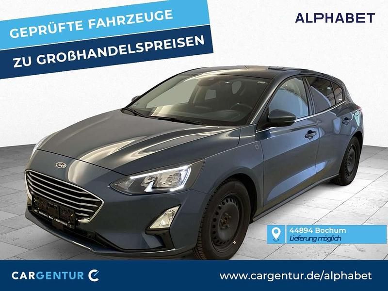 Chroma blau Gebraucht 2020 Ford Focus Cool & Connect Limousine | 13.390 € (Superpreis) - Bild 1/2