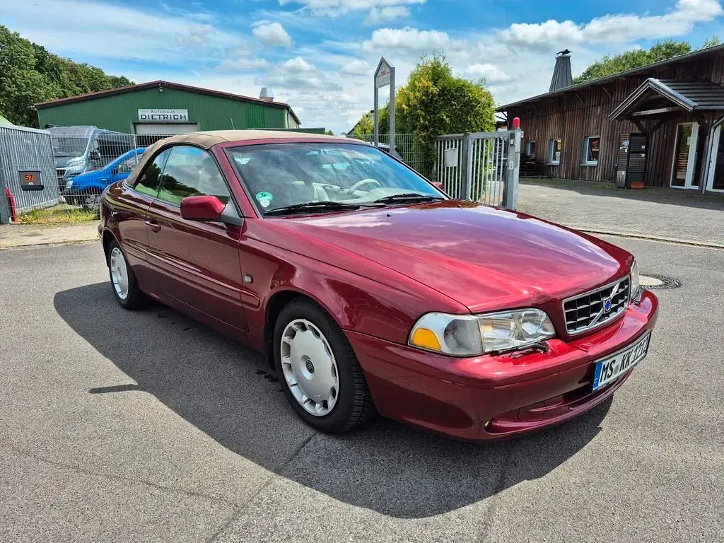 Gebraucht Volvo C70 200 PS (147 kW) 2003 Rot Cabrio