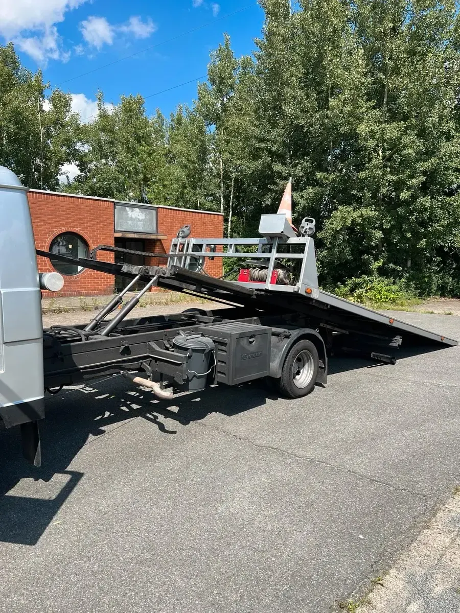 Gebraucht VW LT 100 PS (73 kW) 1990 Silber