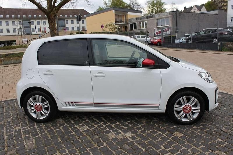 Gebraucht VW up! Beats 75 PS (55 kW) 2019 Weiß Kleinwagen