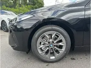 Neu BMW 120 170 PS (125 kW) 2026 Schwarz (schwarz uni) Kleinwagen