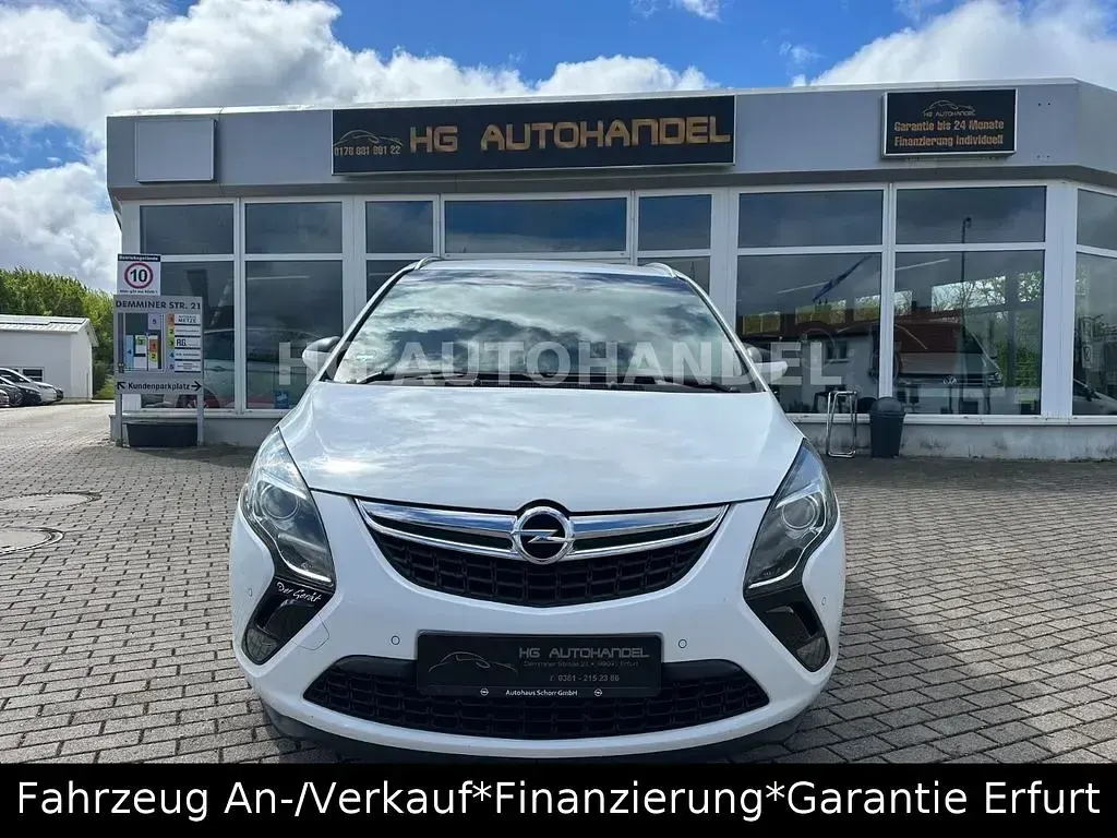 Gebraucht Opel Zafira Tourer Active 131 PS (96 kW) 2014 Weiß Van / Kleinbus