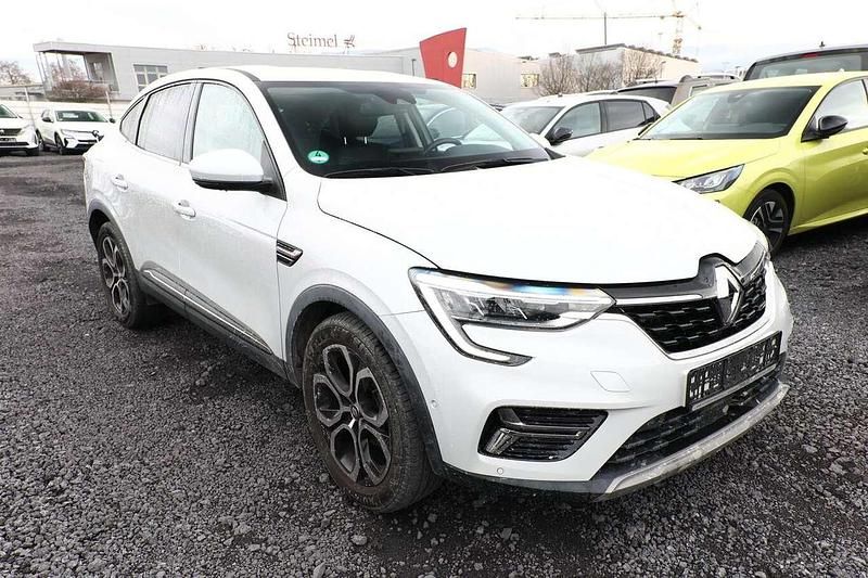 Gebraucht Renault Arkana Techno 140 PS (102 kW) 2023 Kyanitweiß metallic SUV