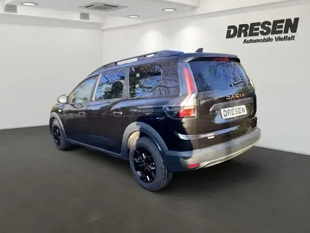 Neu Dacia Jogger Extreme 158 PS (116 kW) 2026 Schwarz Van / Kleinbus