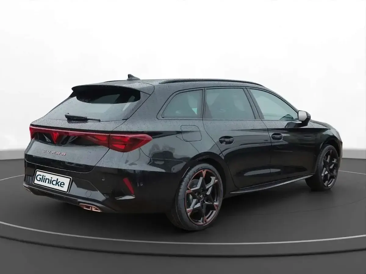 Neu Cupra Leon VZ 272 PS (200 kW) 2025 Dark void Kombi