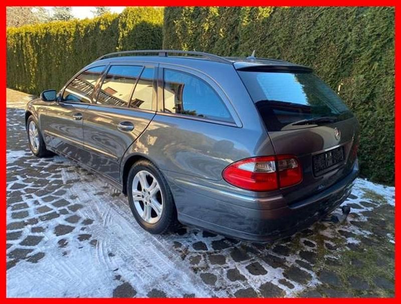 Gebraucht Mercedes E220 Avantgarde 170 PS (125 kW) 2006 Grau Kombi