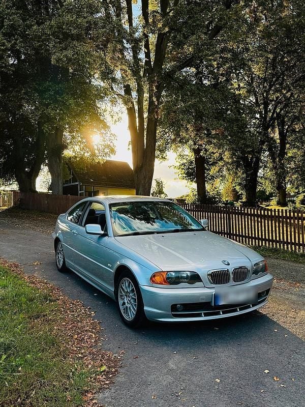 Grau Gebraucht 2000 BMW 320 Sport Line Coupé | 3.000 € (Superpreis) - Bild 1/4