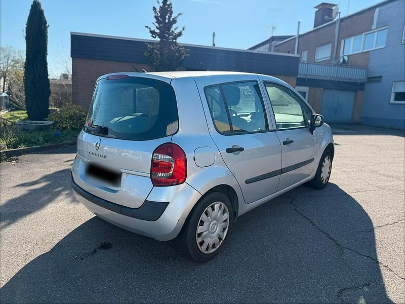 Gebraucht Renault Modus 75 PS (55 kW) 2009 Silber Van / Kleinbus