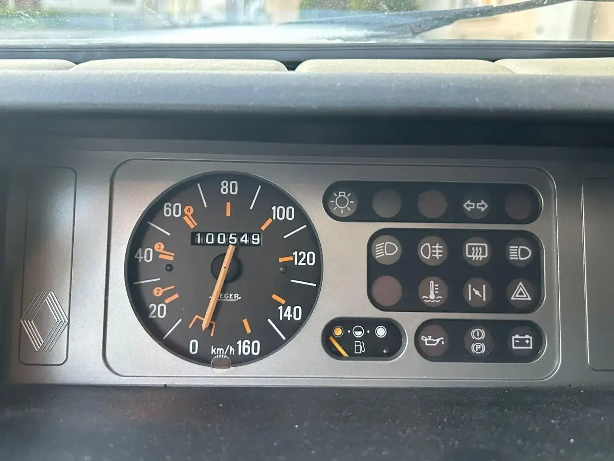 Gebraucht Renault R5 44 PS (32 kW) 1984 Weiß Kleinwagen