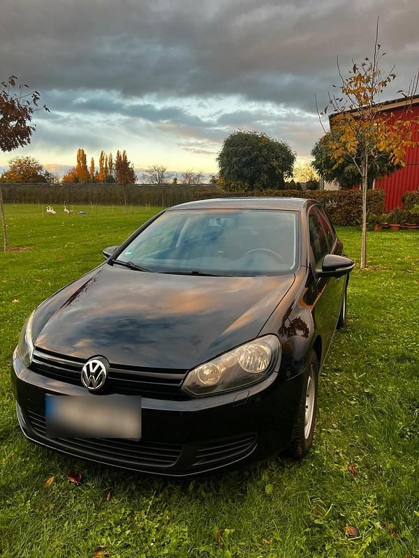 Schwarz Gebraucht 2008 VW Golf VI Kleinwagen | 5.900 € (Teuer) - Bild 1/4