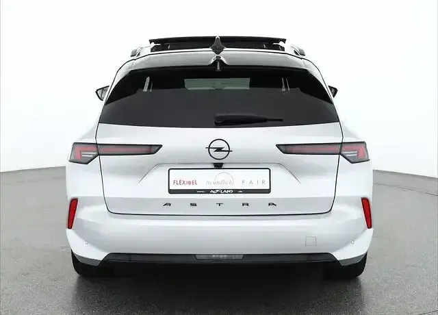 Gebraucht Opel Astra Ultimate 131 PS (96 kW) 2024 Aluminium grau Kleinwagen