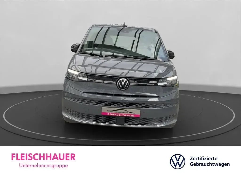 Gebraucht VW T7 150 PS (110 kW) 2025 Grau Van