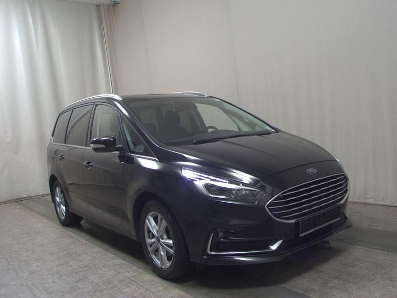 Gebraucht Ford Galaxy Titanium 190 PS (139 kW) 2022 Schwarz Van / Kleinbus