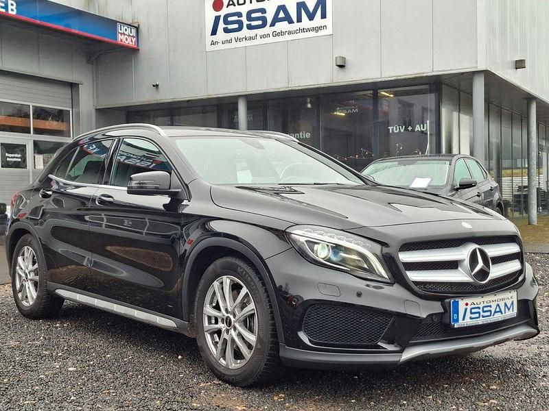 Gebraucht Mercedes GLA220 177 PS (130 kW) 2017 Schwarz SUV