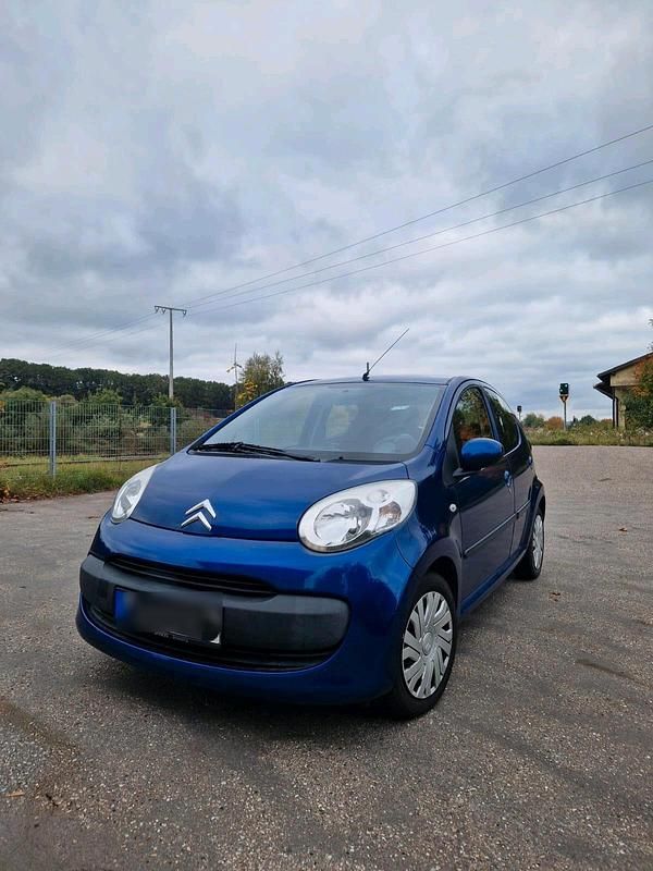 Blau Gebraucht 2008 Citroën C1 Kleinwagen | 2.050 € (Fairer Preis) - Bild 1/4