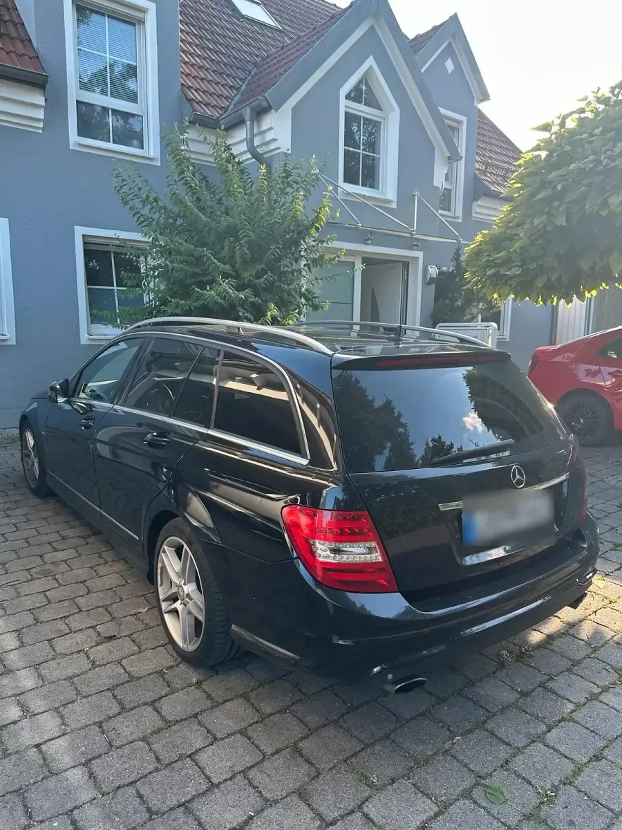Gebraucht Mercedes C300 AMG line 231 PS (169 kW) 2012 Schwarz Kombi