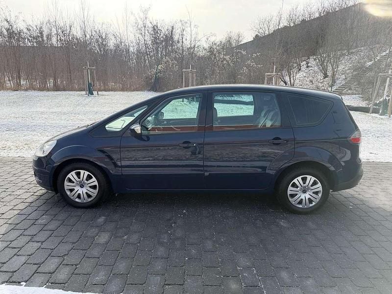 Gebraucht Ford S-MAX Titanium 145 PS (106 kW) 2009 Blau Van / Kleinbus