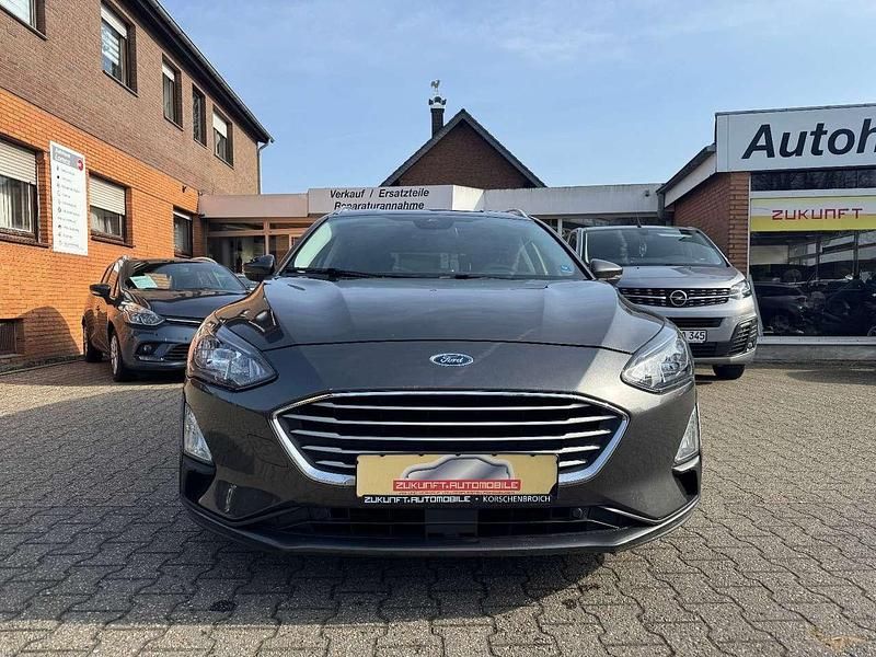 Gebraucht Ford Focus Cool & Connect 120 PS (88 kW) 2020 Grau Kombi
