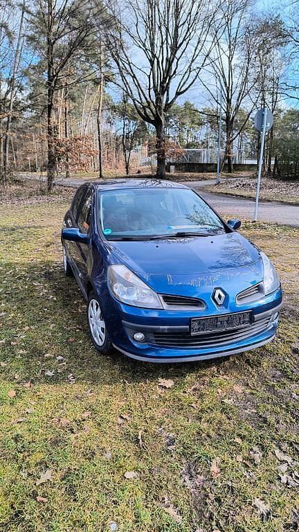 Gebraucht Renault Clio II Privilege 88 PS (64 kW) 2006 Blau Limousine