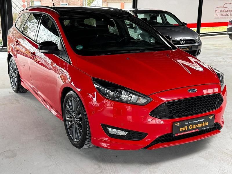 Gebraucht Ford Focus ST-Line 182 PS (133 kW) 2018 Rot Kombi