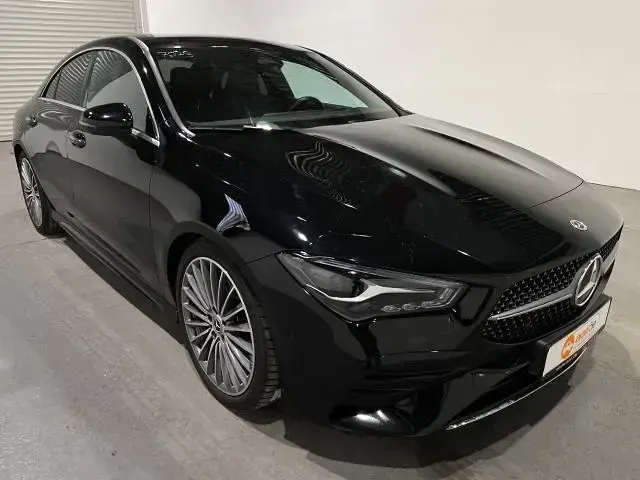 Gebraucht Mercedes CLA200 AMG 150 PS (110 kW) 2023 Schwarz Coupé