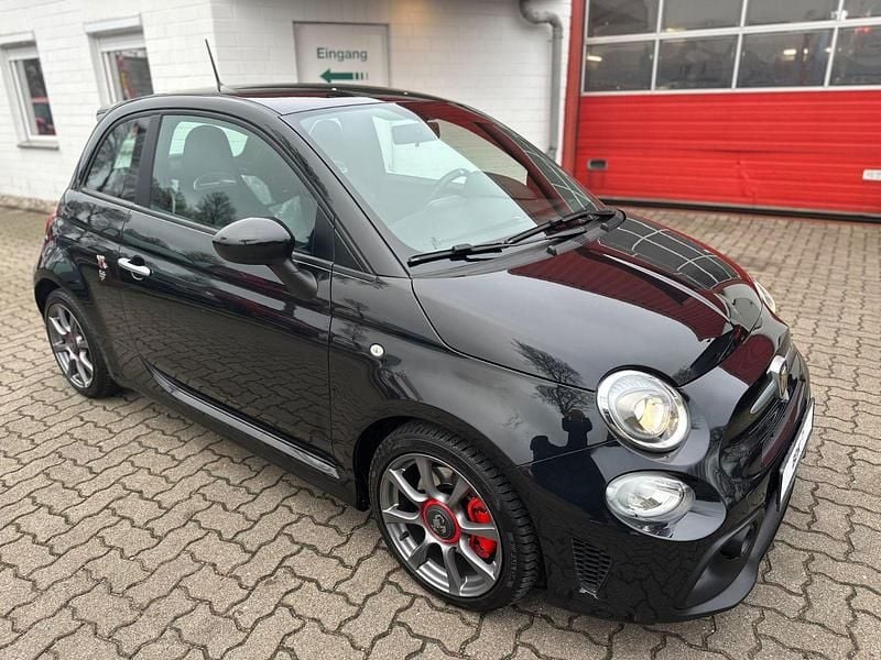 Second-hand Abarth 595 Basis 145 CP (106 kW) 2018 Negru Hatchback