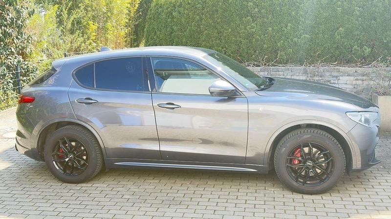 Gebraucht Alfa Romeo Stelvio Ti 280 PS (205 kW) 2022 Grau SUV