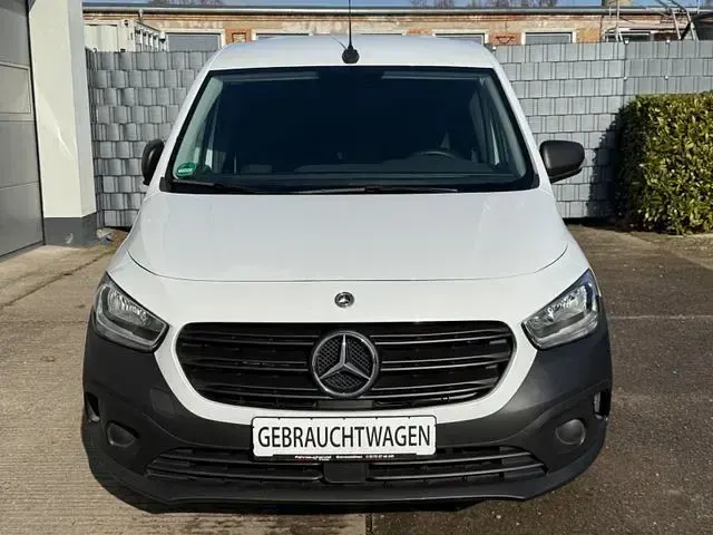 Gebraucht Mercedes Citan 112 116 PS (85 kW) 2023 Weiß Van / Kleinbus