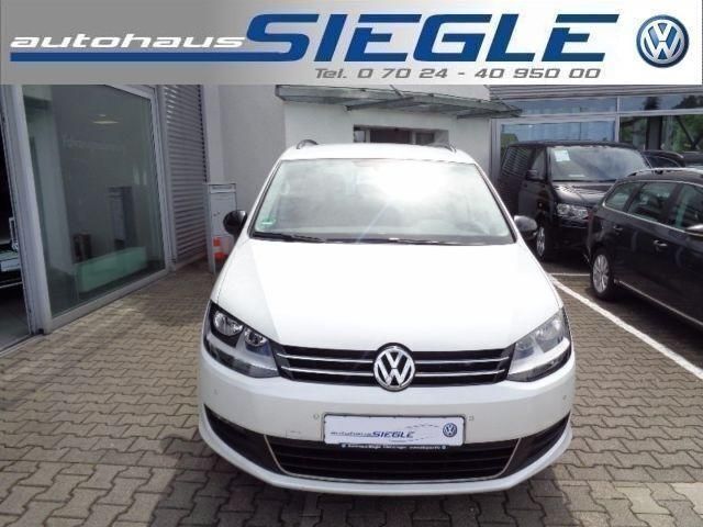 Gebraucht VW Sharan Business 140 PS (102 kW) 2013 Weiß metallic Van / Kleinbus