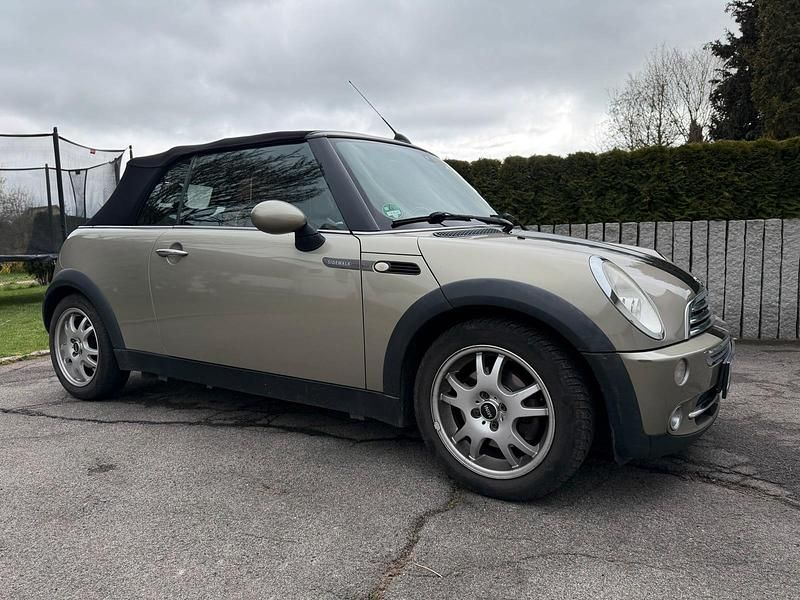 Gebraucht Mini Cooper Cabriolet 115 PS (84 kW) 2008 Andere farben Cabrio