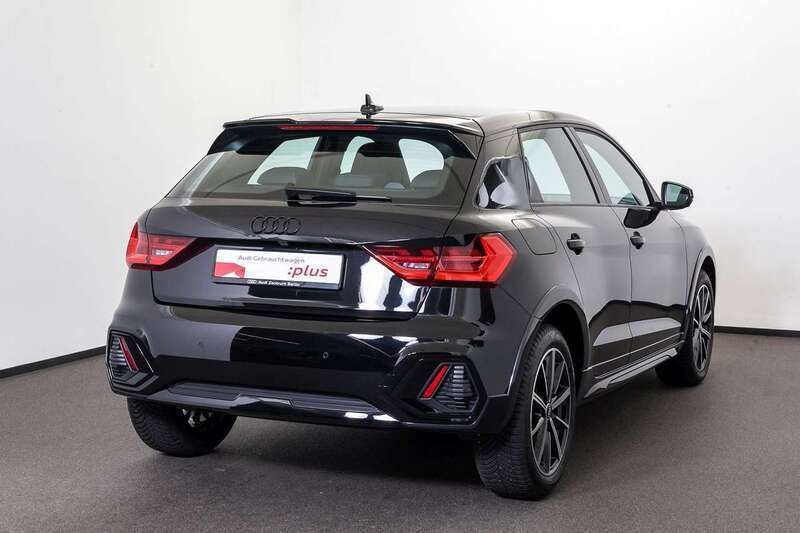 Gebraucht Audi A1 Ambiente 150 PS (110 kW) 2022 Mythosschwarz metallic Kleinwagen