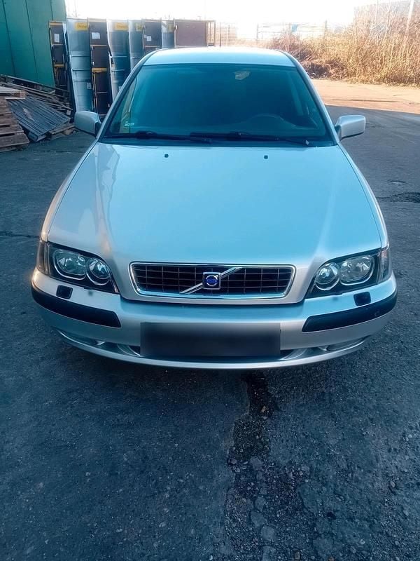 Gebraucht Volvo V40 122 PS (89 kW) 2002 Grau Kombi