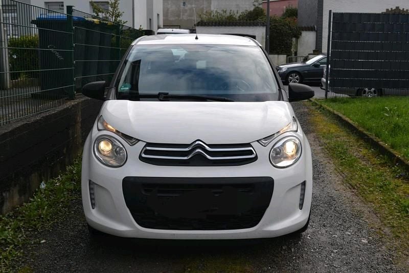 Weiß Gebraucht 2016 Citroën C1 Kleinwagen | 4.500 € (Guter Preis) - Bild 1/4