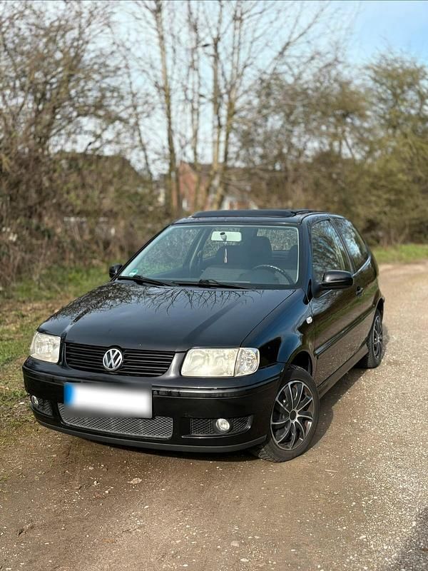 Gebraucht VW Polo 74 PS (54 kW) 2001 Schwarz Kleinwagen