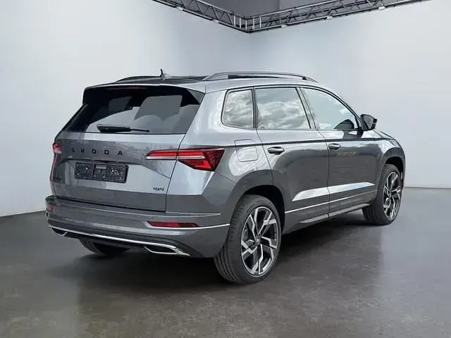 Neu Skoda Karoq SportLine 190 PS (139 kW) 2026 SUV