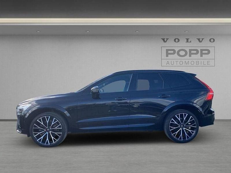 Gebraucht Volvo XC60 R-Design 197 PS (144 kW) 2022 Onyx black / metallic SUV