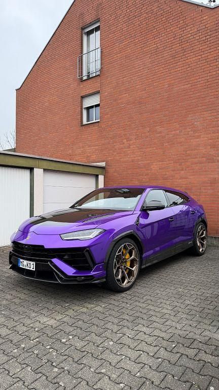 Gebraucht Lamborghini Urus 666 PS (489 kW) 2024 Violet SUV