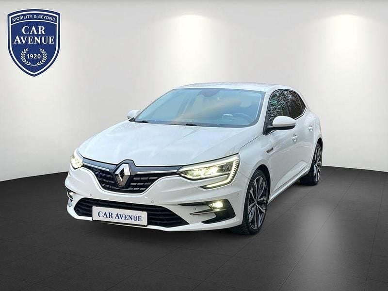 Gebraucht Renault Megane E-Tech Intens 160 PS (117 kW) 2021 Weiß schwarz Limousine